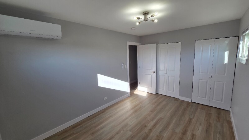 Building Photo - 8023 W Churchill Ave