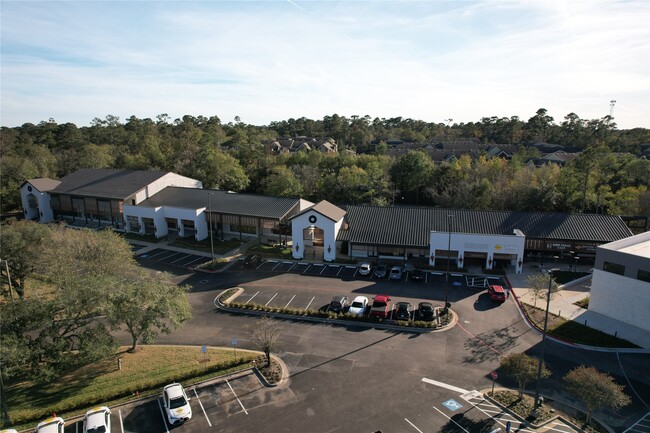Building Photo - 26403 Hunters Hollow Dr