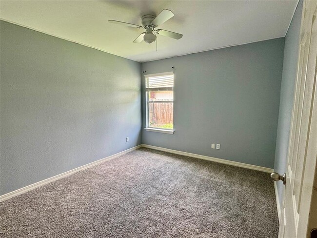 Building Photo - 108 N Pauley Dr