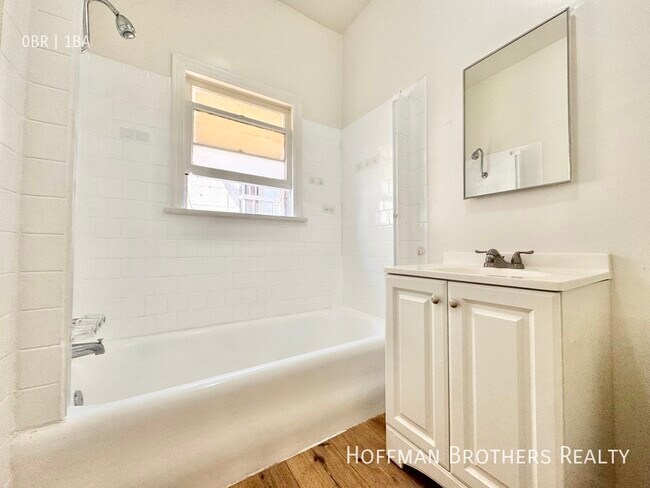 Building Photo - 739 Normandie Ave