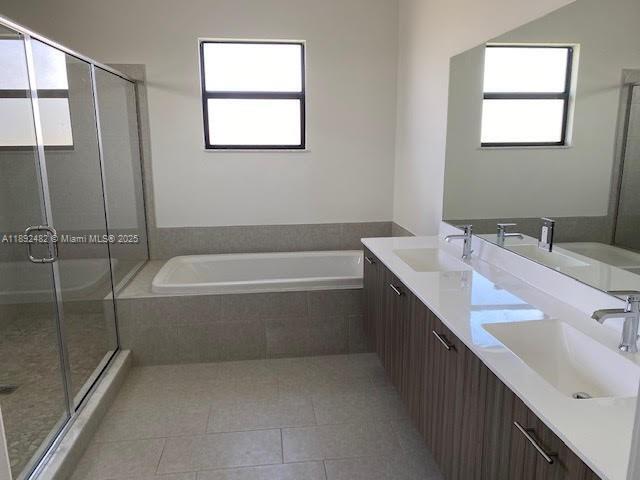 Building Photo - 4435 SW 174th Ave