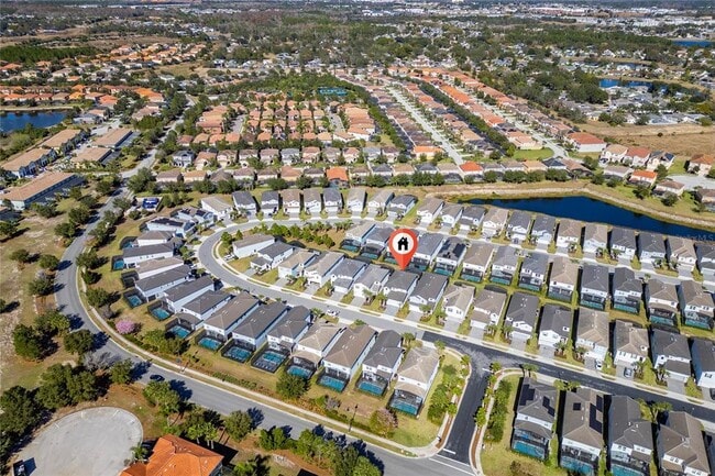 Building Photo - 7336 Oakmoss Loop