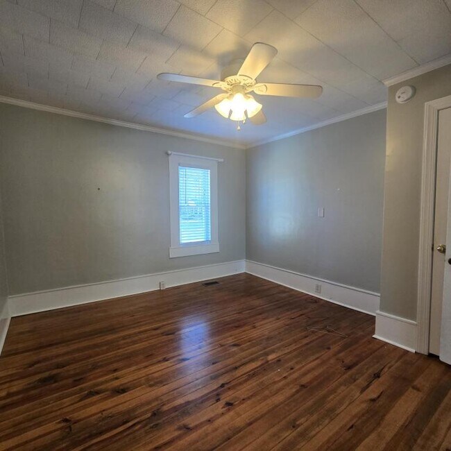 Building Photo - 7584 NC-43