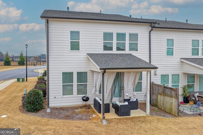 Building Photo - 6010 Bracken Brown Dr