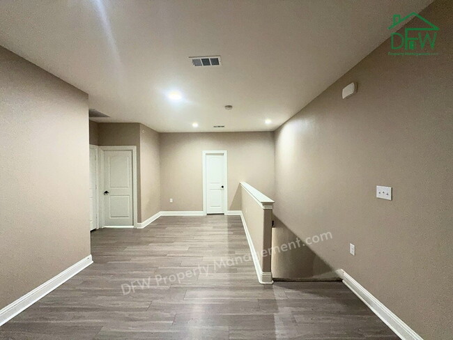 Building Photo - 3 Bed / 2.5 Bath in Wylie — 2 Car Garage, Fenced Yard, Available Now