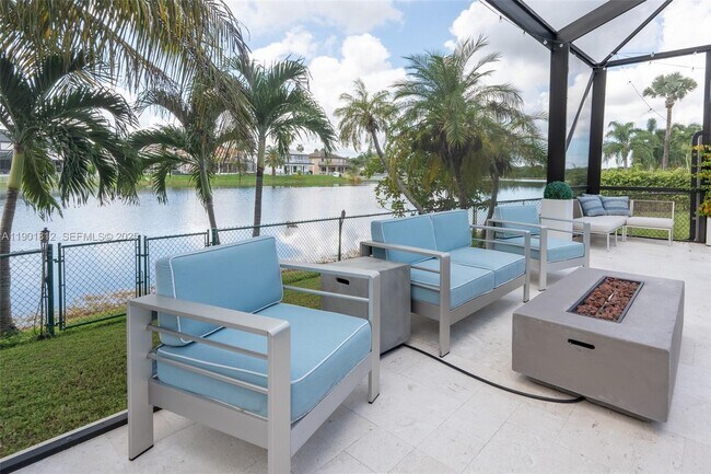 Building Photo - 18004 SW 20th St