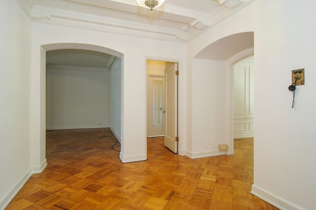 Building Photo - The Narragansett