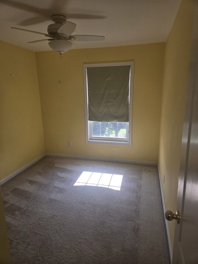 Building Photo - 123 Pumpkin Patch Ln