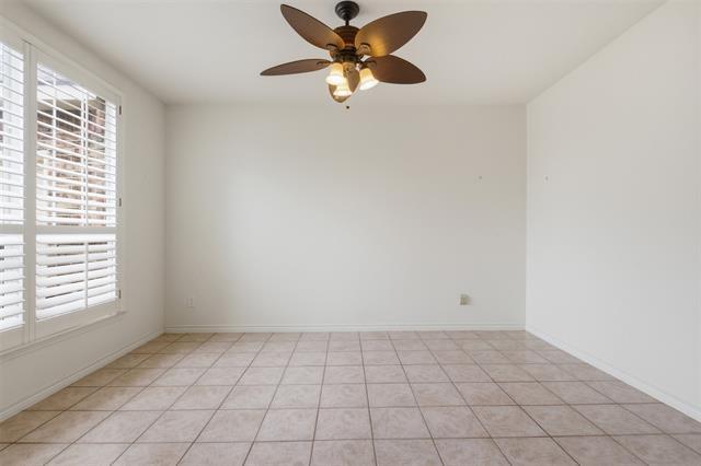 Building Photo - 3207 Warwick Ct