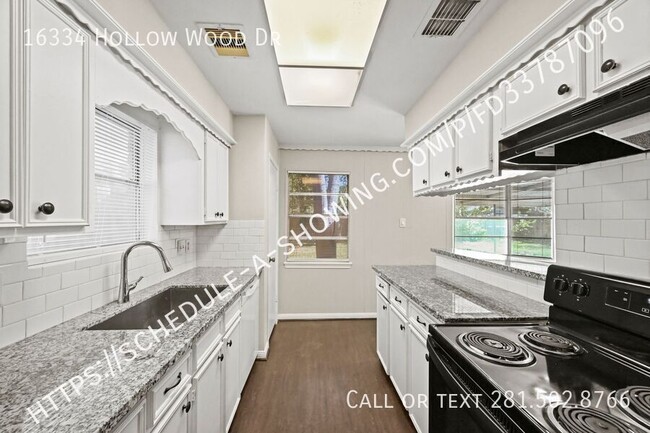 Building Photo - 16334 Hollow Wood Dr