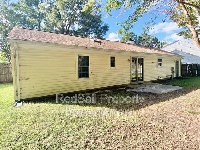 Building Photo - 511 Lanelle Pl