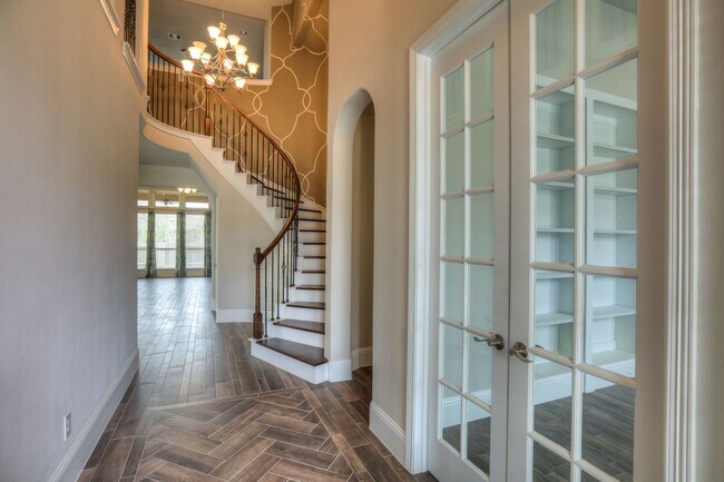 Building Photo - 19 Cohasset Pl