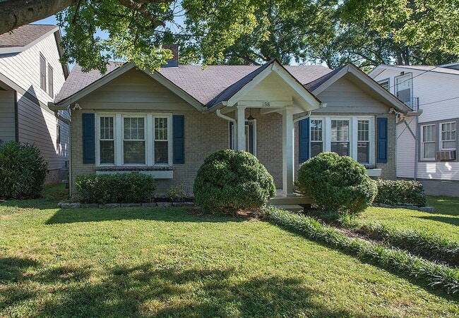 Primary Photo - "Charming Nashville Retreat: Spacious 2-Be...