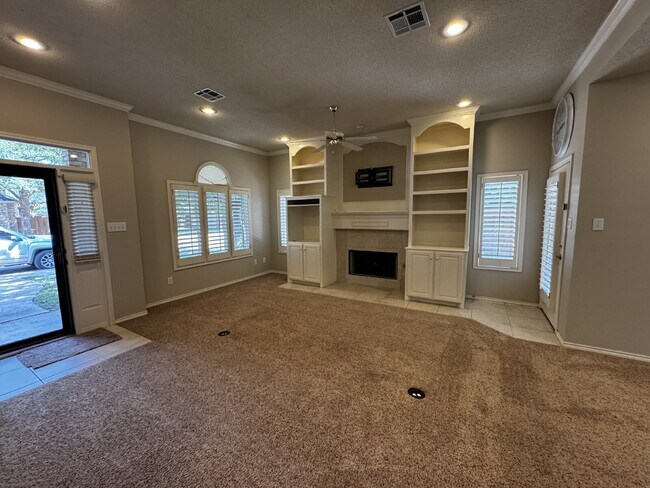 Building Photo - Stunning 2-Bedroom Lubbock Home with Cozy ...