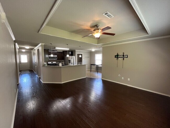 Building Photo - 2720 Brighton Pl