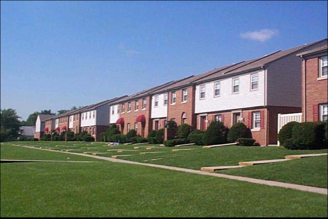 Building - Arbor Crossing Apartments