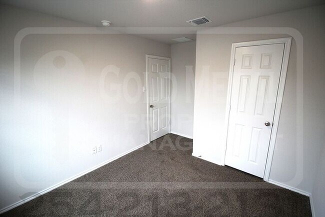 Building Photo - 1704 Cedrus Dr