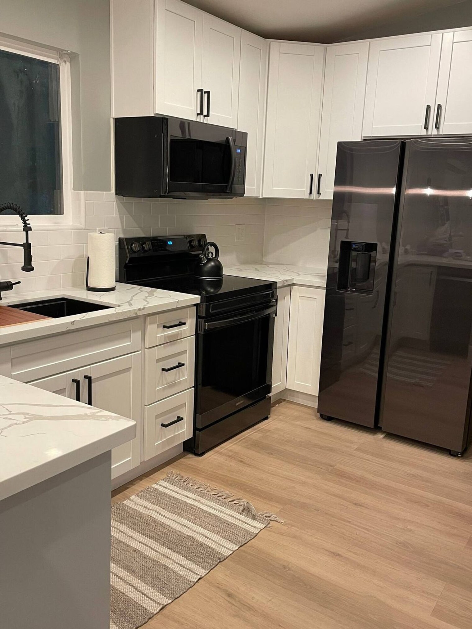 Building Photo - 198 Vía Del Sol