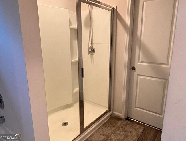 Building Photo - 110 Summit Pointe Ln