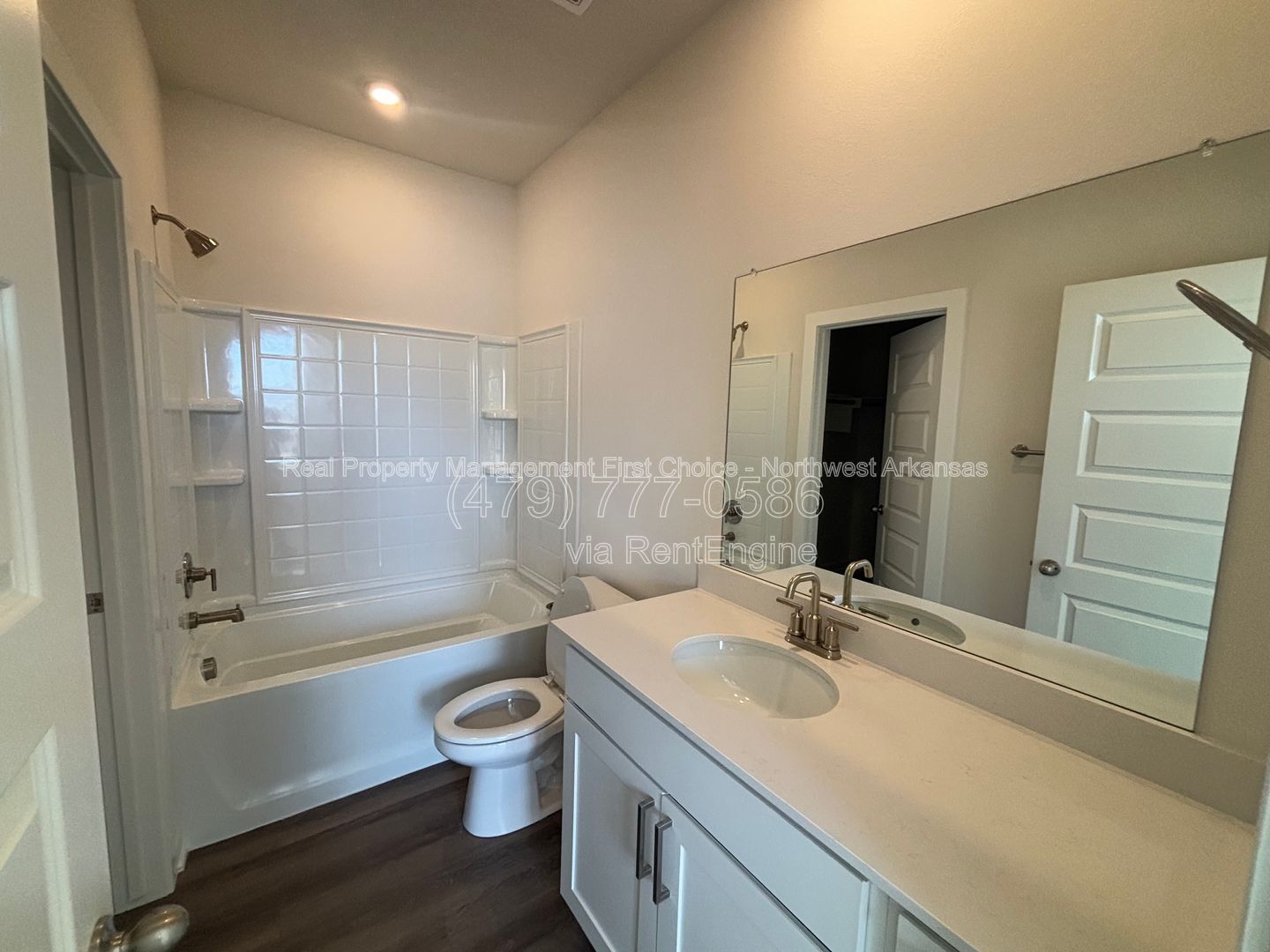 Building Photo - 4802 W Planetree St