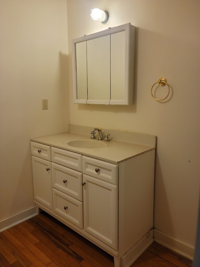 Bathroom Vanity area - 605 Lincolnway