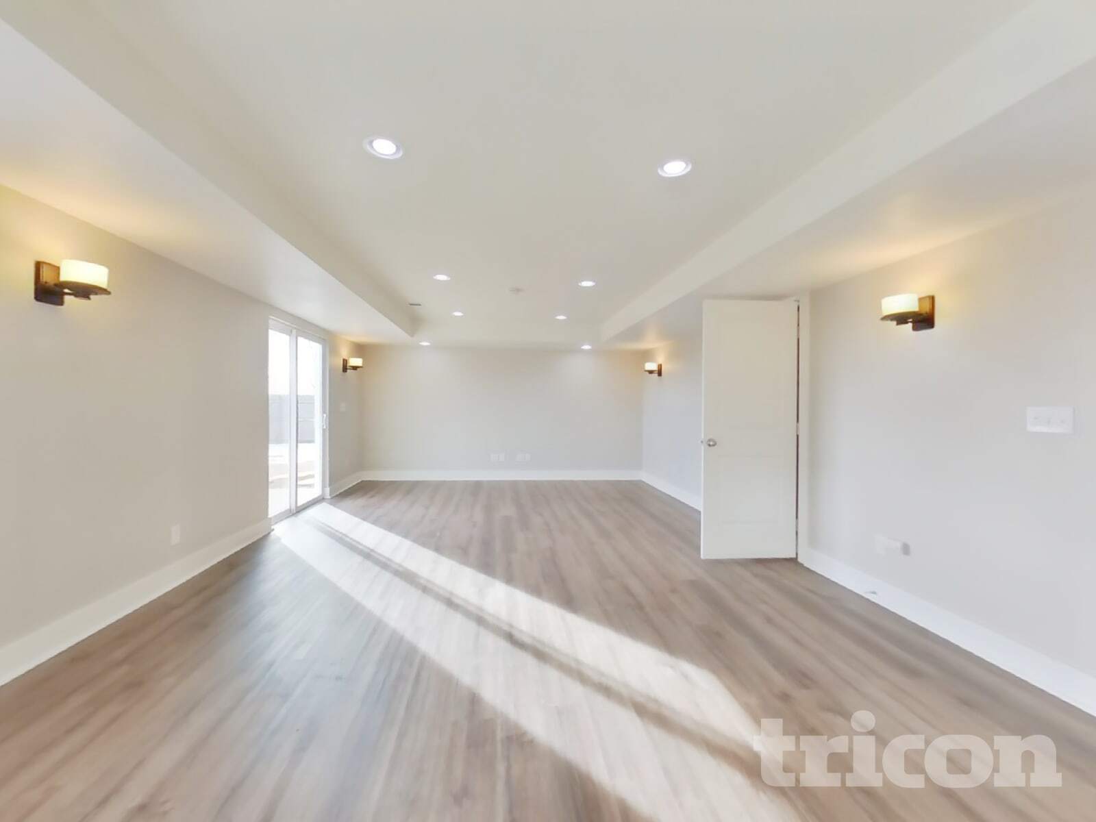 Building Photo - 1910 Mahogany Way