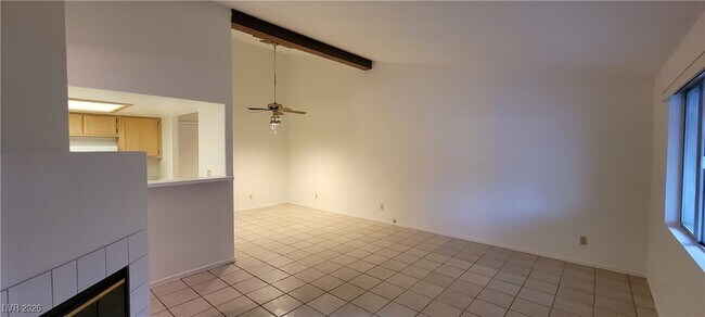 Building Photo - 2216 Short Pine Dr