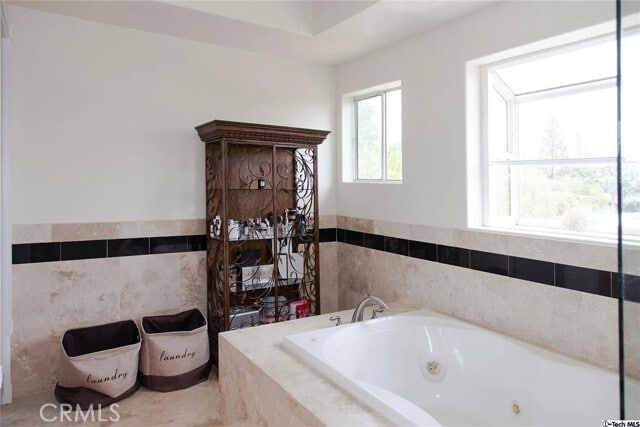 Building Photo - 10062 Valley Circle Blvd