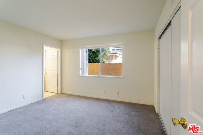 Building Photo - 7306 Newcastle Ave