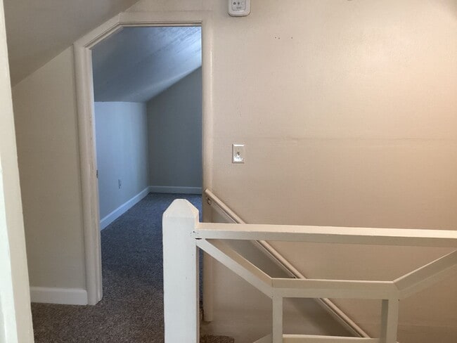 Building Photo - Room to Move with Style – 3-Bedroom Marysville Home