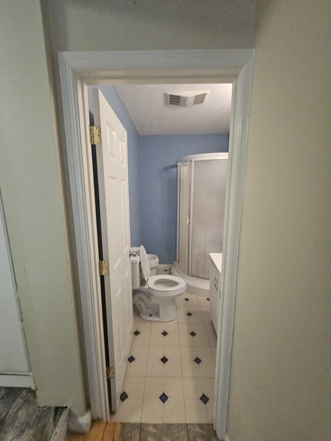 Building Photo - Garland House