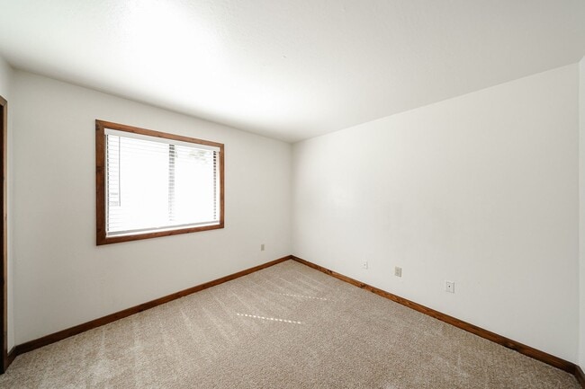 Building Photo - Great Downtown Scottsdale Location!