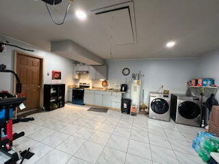 Building Photo - 218 Woodland Park Cir