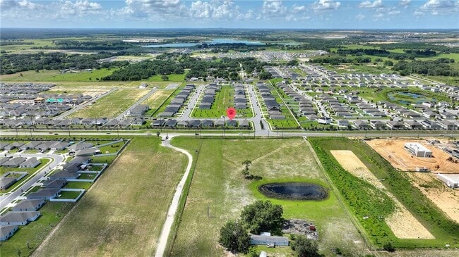 Building Photo - 305 Summer Grv Wy