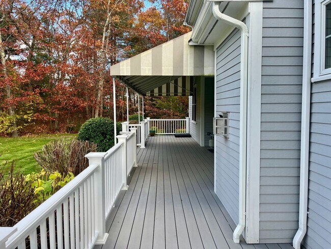 Building Photo - Lawton Lane Management