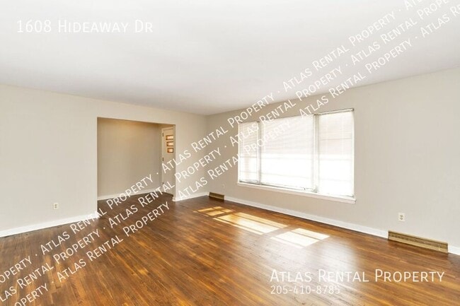 Building Photo - 1608 Hideaway Dr