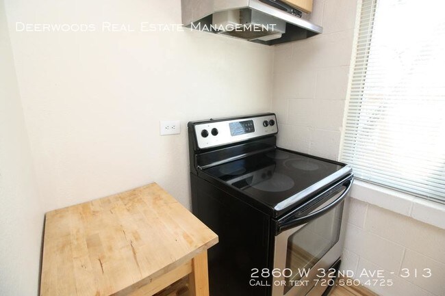 Building Photo - 2860 W 32nd Ave