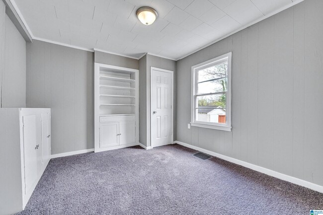 Building Photo - 5505 Court O