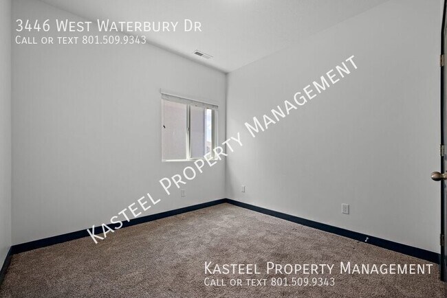 Building Photo - 3446 W Waterbury Dr