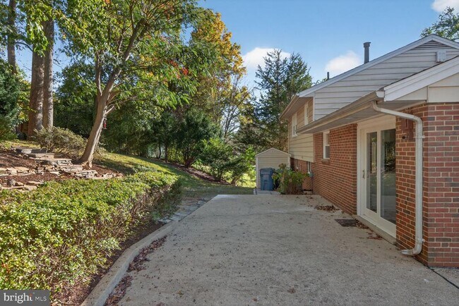 Building Photo - 5307 Kepler Ln