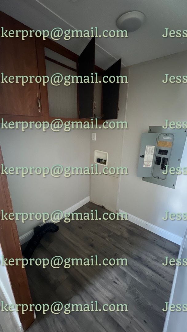 Building Photo - 106 Mill Creek Ct