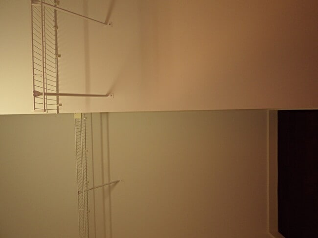 Building Photo - 235 W Van Buren St