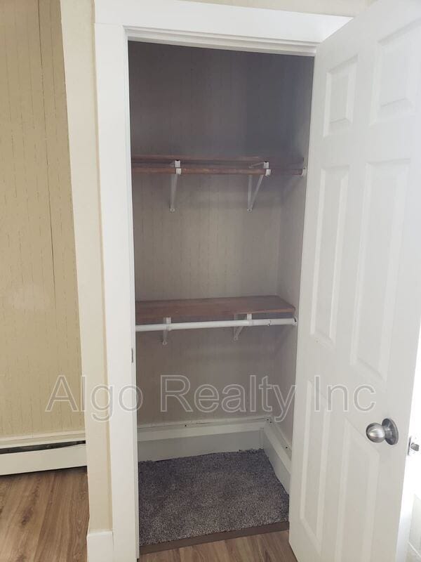 Building Photo - 1012 7th St E