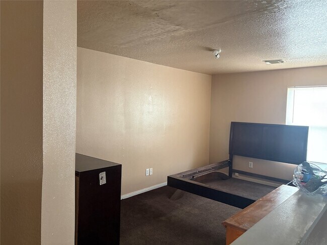 Building Photo - 1410 Seafield Dr