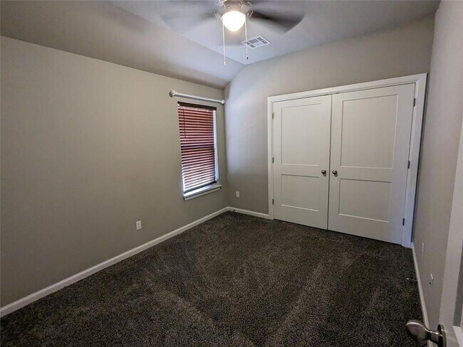 Building Photo - 3117 Stone Creek Dr