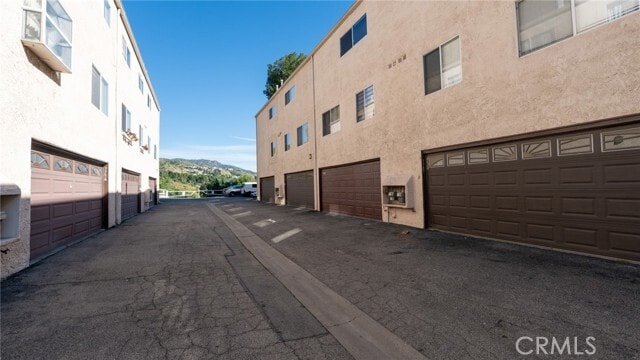 Building Photo - 7757 Vía Rosa Maria