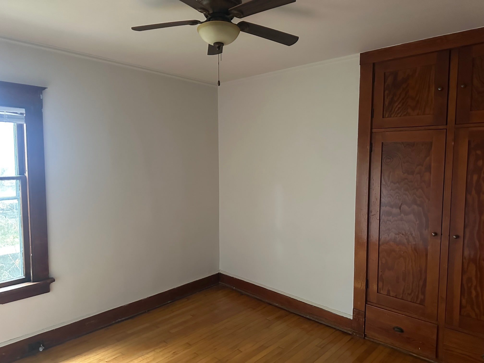 Bedroom 2 - 507 Niagara Ave