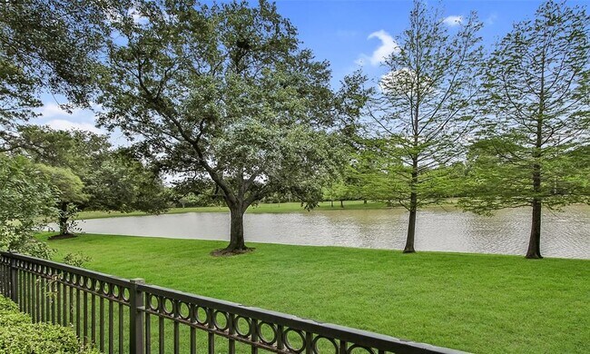 Building Photo - 12123 Mill Stream Way