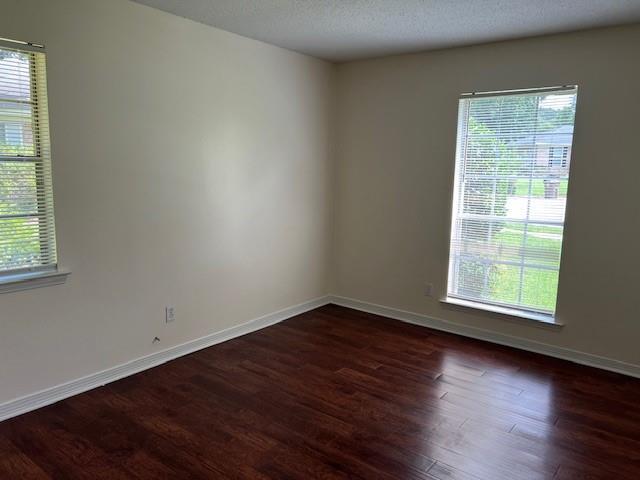 Building Photo - 6009 Glencrest Ct