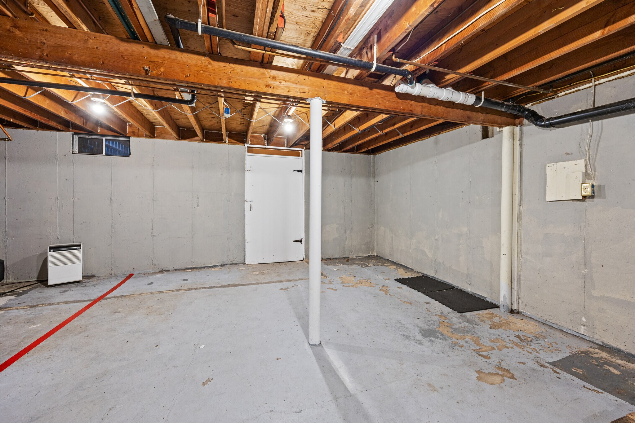 Building Photo - 180 Gorman St